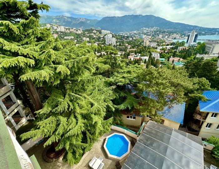 Курортный отель «Империал 2011» Ялта