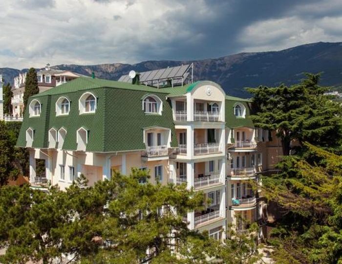 Курортный отель «Империал 2011» Ялта