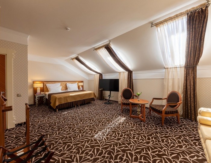 Номер люкс (с завтраком) - Отель «Двор Подзноева» (Главный Корпус)