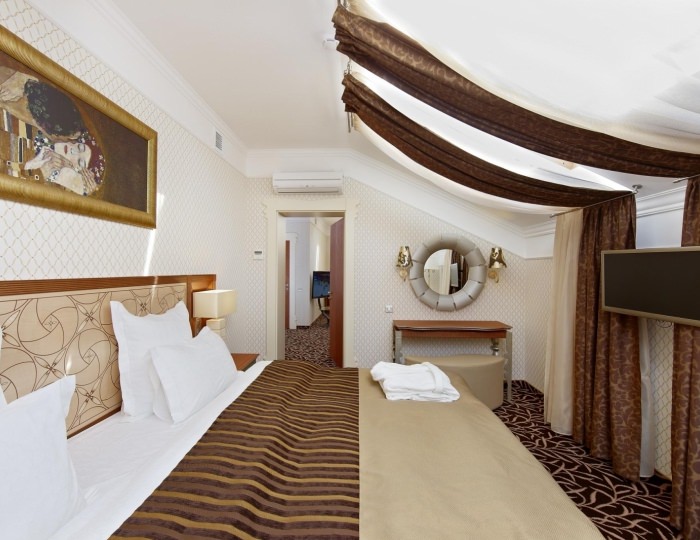 Номер люкс бизнес (с завтраком) - Отель «Двор Подзноева» (Главный Корпус)