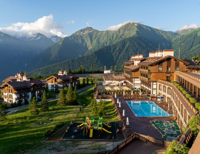 ГК «Поляна 1389 Отель и Спа»