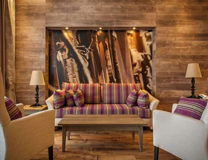 Полулюкс (категория джуниор сюит) - ГК «Поляна 1389 Отель и Спа»