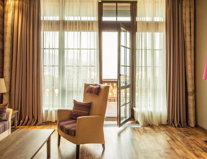 Полулюкс (категория джуниор сюит) - ГК «Поляна 1389 Отель и Спа»