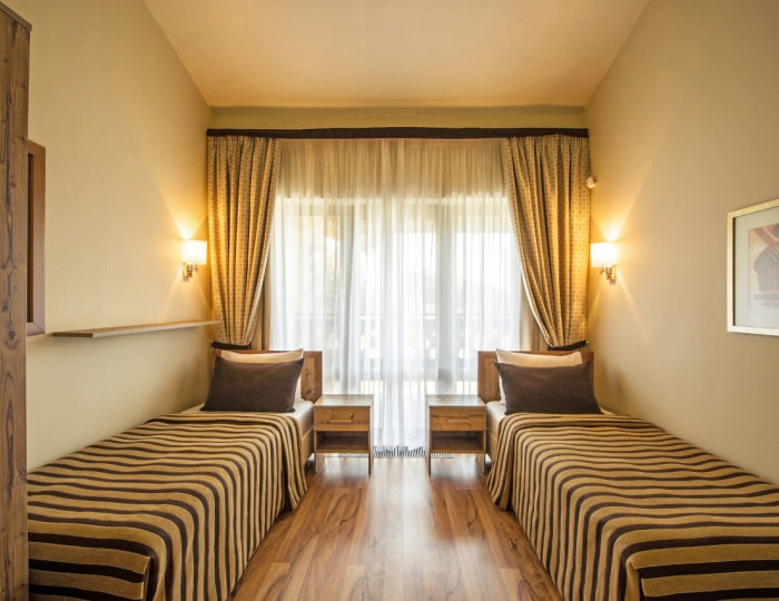 Апартаменты без балкона (1 этаж) - ГК «Поляна 1389 Отель и Спа»