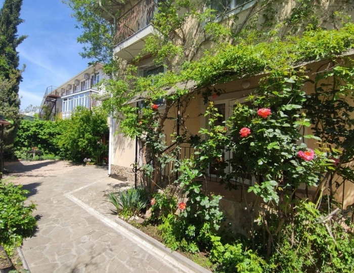 Гостевой дом «Баттерфляй» Судак