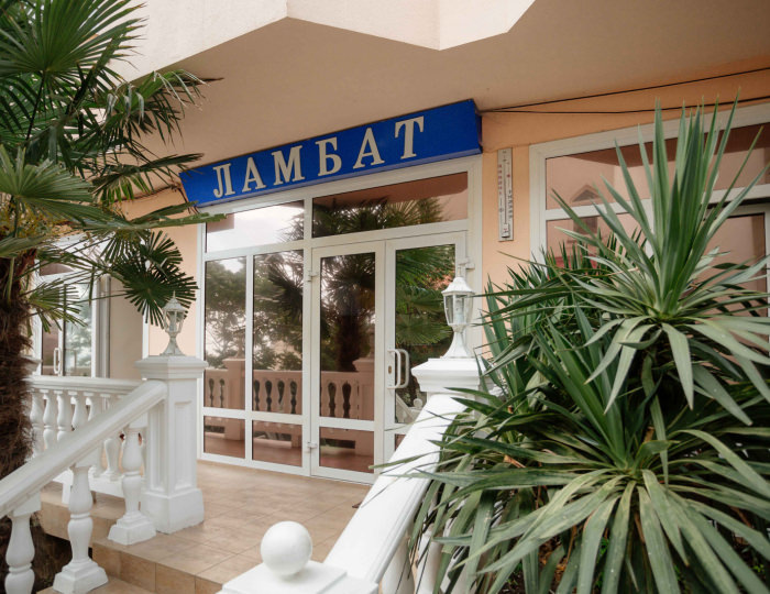 Отель «Ламбат» Утес