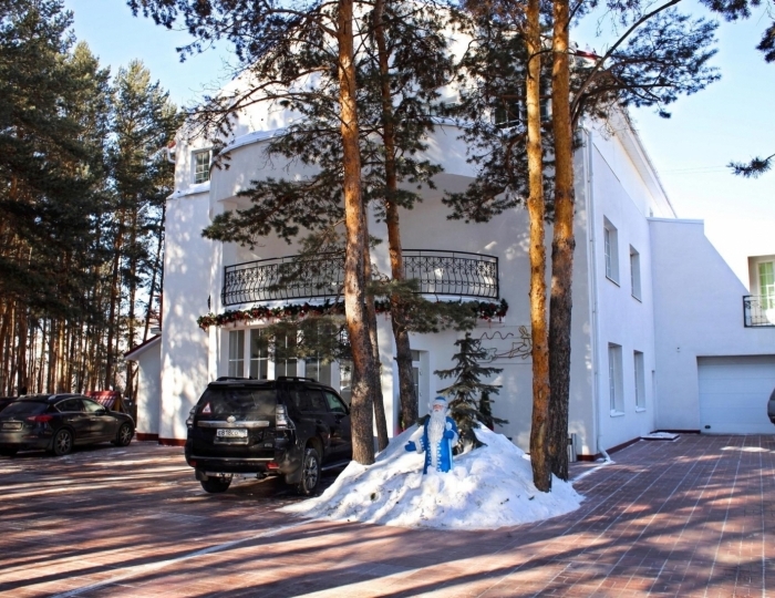 Мини-отель «Усадьба Еловое»