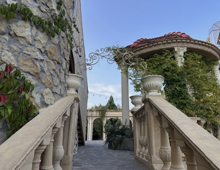 Отель «Крылья» Абрау-Дюрсо