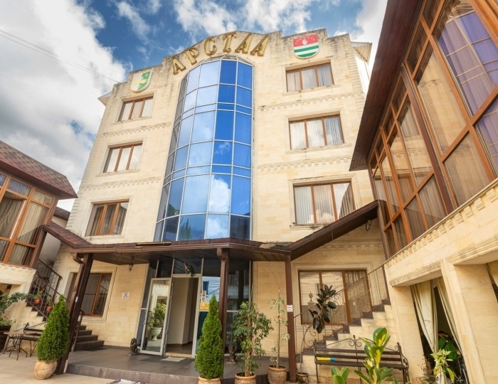 Гостиница «Арстаа» Гагра