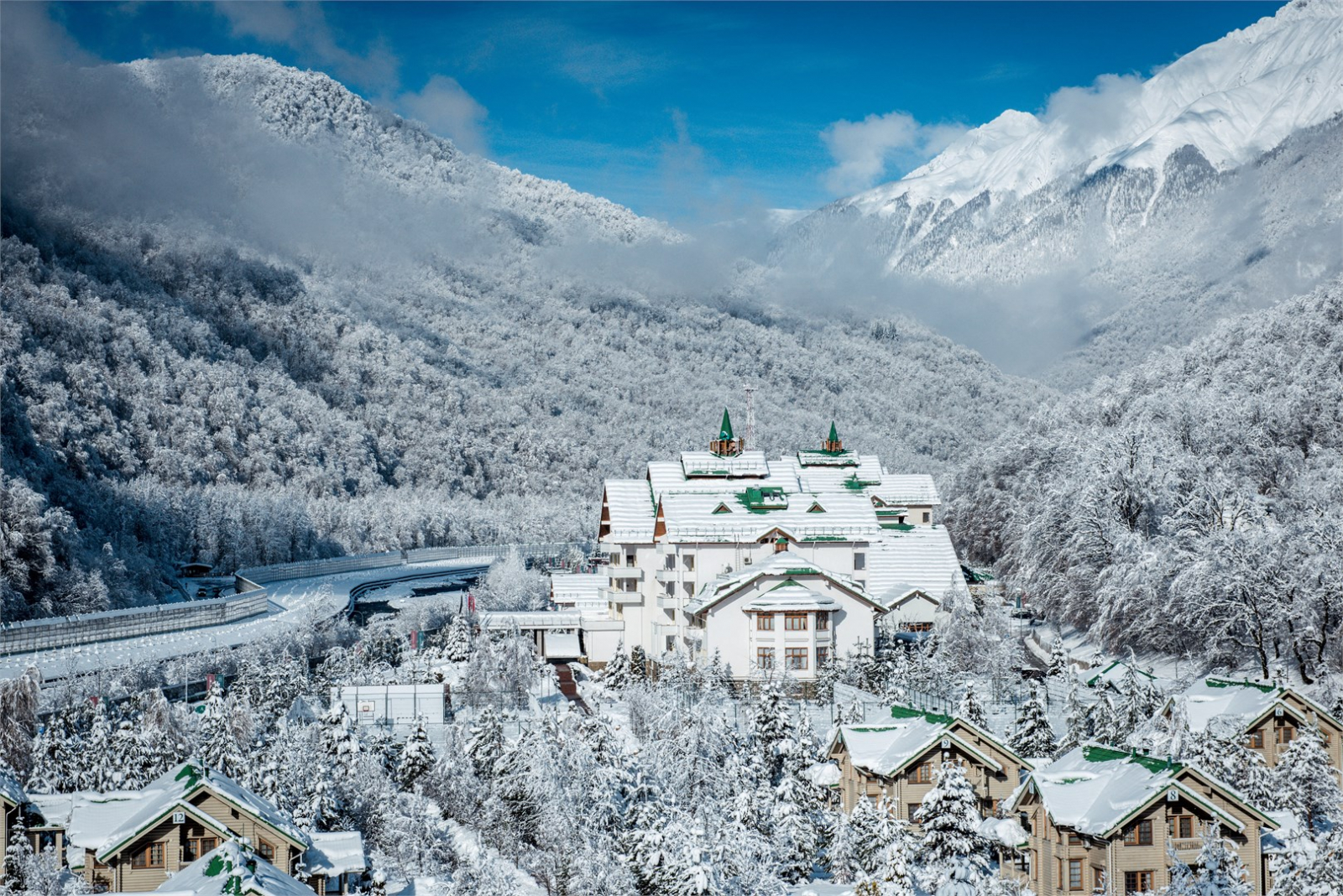 Акции на февраль и март 2026 года: курорт «Газпром Поляна»!