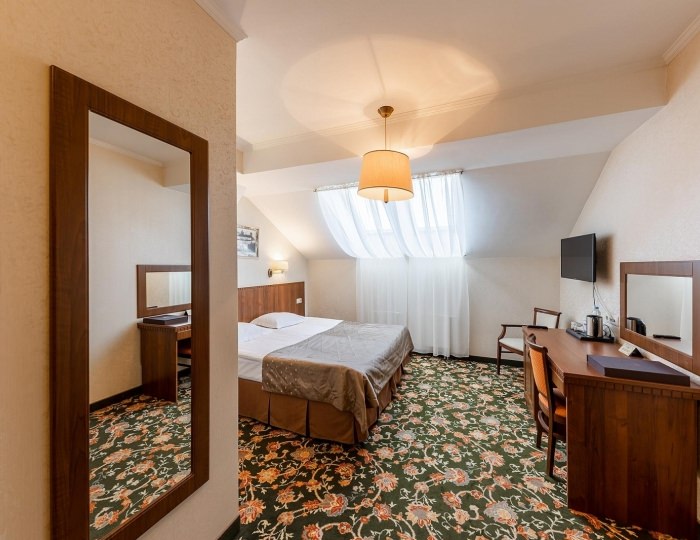 Номер стандарт с 1 двуспальной кроватью (с завтраком, мансарда) - Отель «Двор Подзноева» (Корпус Бизнес)