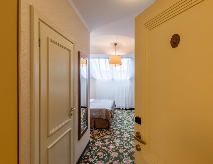 Номер стандарт с 1 двуспальной кроватью (с завтраком, мансарда) - Отель «Двор Подзноева» (Корпус Бизнес)