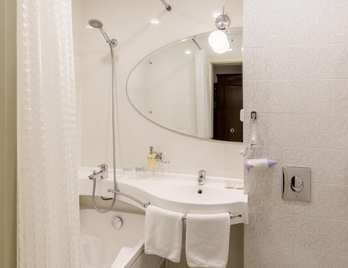 Номер стандарт с 1 двуспальной кроватью (с завтраком, мансарда) - Отель «Двор Подзноева» (Корпус Бизнес)