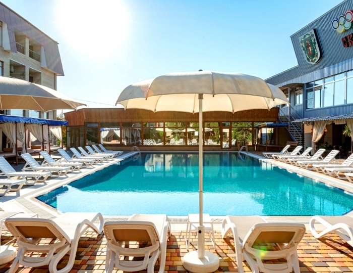 Отель Медведь Резорт Коктебель