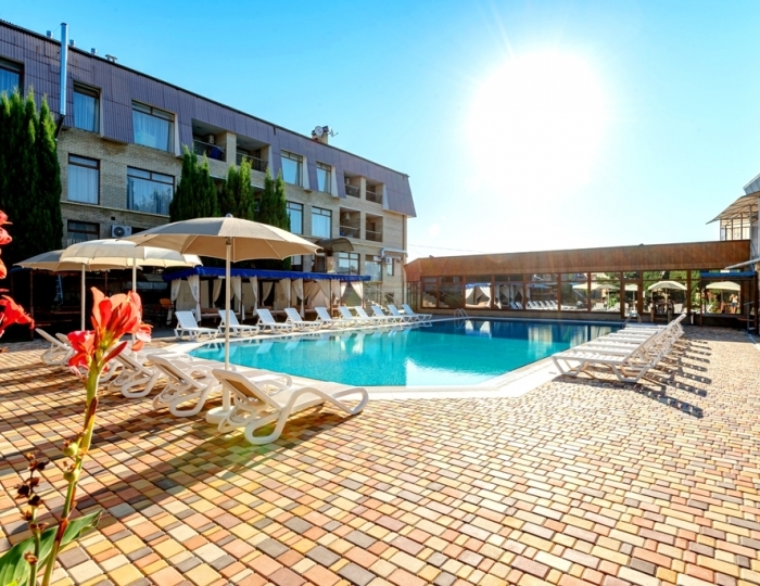 Отель Медведь Резорт Коктебель