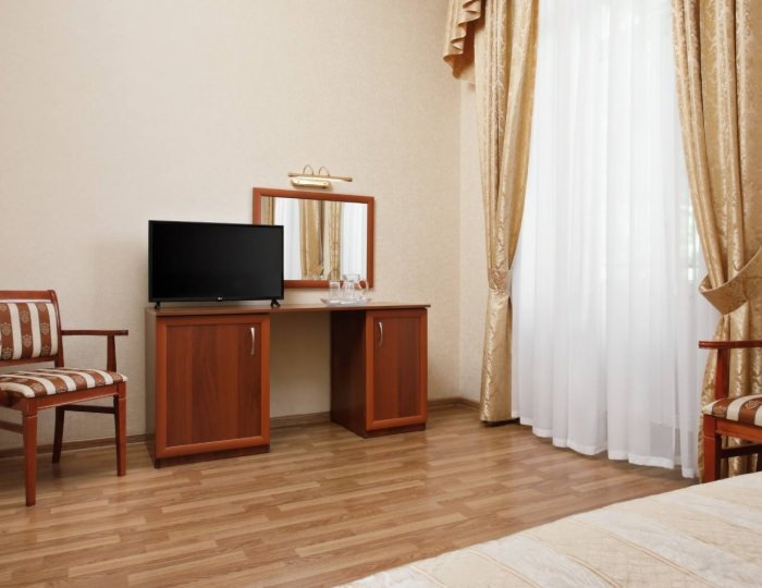 «Бизнес двухместный» корпус Дача генерала Макарова - Санаторий «Шахтер» Ессентуки