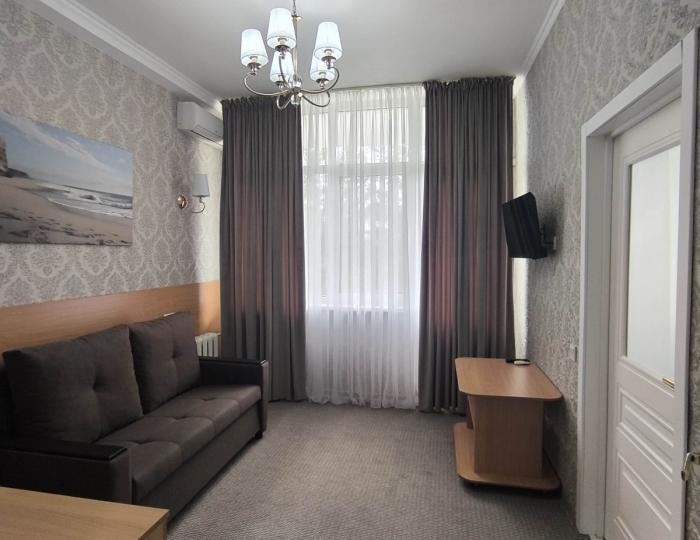 Люкс 2-местный 2-комнатный Люкс Комфорт корпус № 1 (Л2м2к1К) - Санаторий «Виктория» Ессентуки