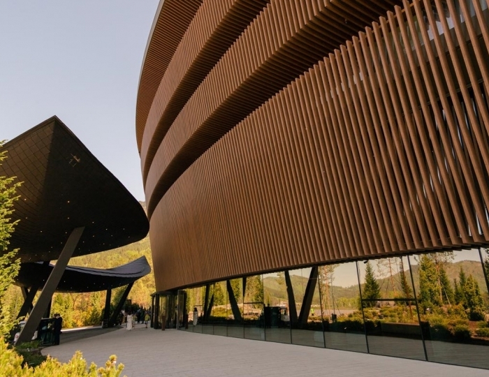 Курортный отель «Манжерок 5*» Озерное