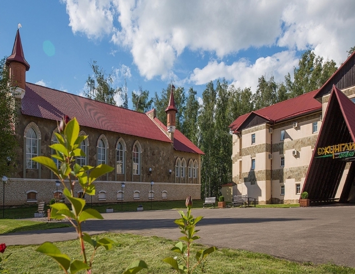 Отель «Джунгли» (бывш. «Айвенго»)