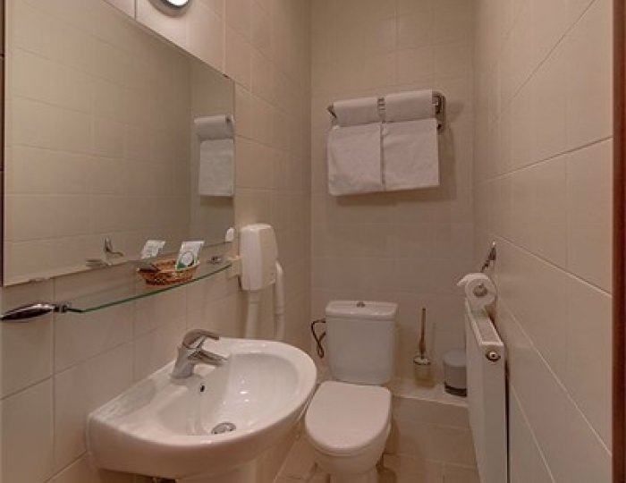 Коттедж для проживания 8-ми человек №4 - Отель «Джунгли» (бывш. «Айвенго»)