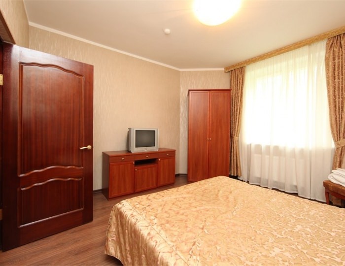 Коттедж для 8-ми человек №6 - Отель «Джунгли» (бывш. «Айвенго»)