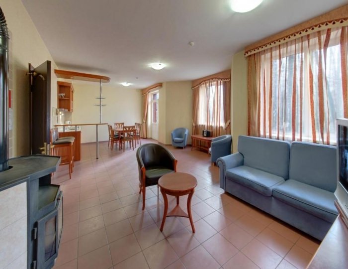 Коттедж для 8-ми человек №6 - Отель «Джунгли» (бывш. «Айвенго»)