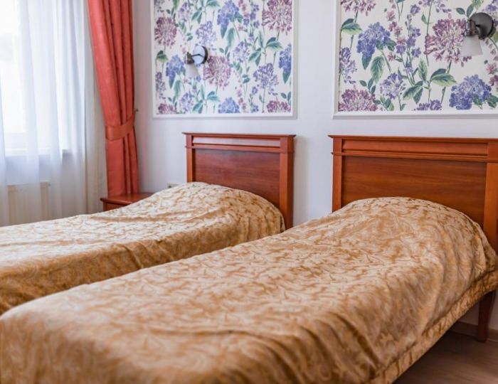 Коттедж для 6-ти человек с сауной №5 - Отель «Джунгли» (бывш. «Айвенго»)