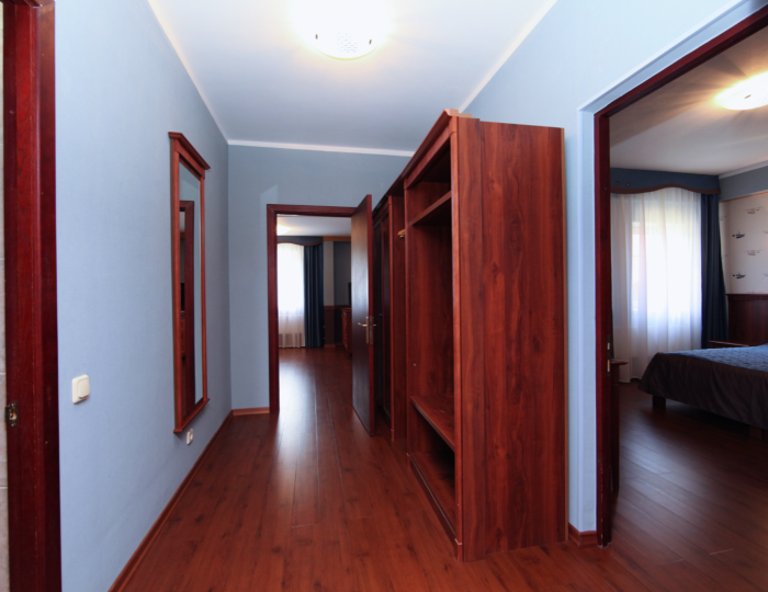 Люкс (двухкомнатный) «Морской» - Отель «Джунгли» (бывш. «Айвенго»)