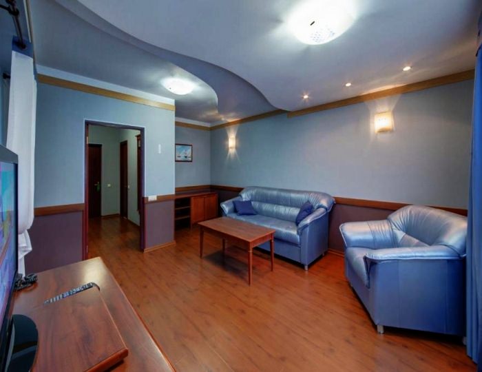 Люкс (двухкомнатный) «Морской» - Отель «Джунгли» (бывш. «Айвенго»)