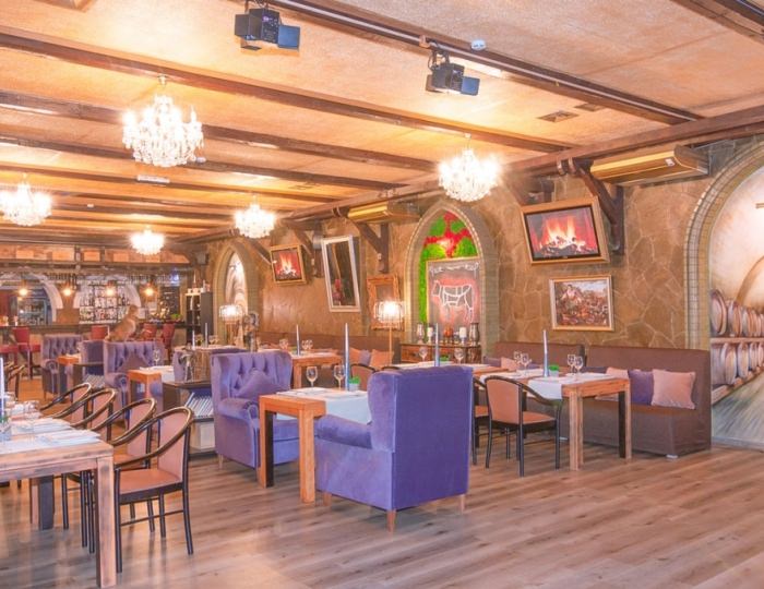 Банкетные залы - Отель «Джунгли» (бывш. «Айвенго»)