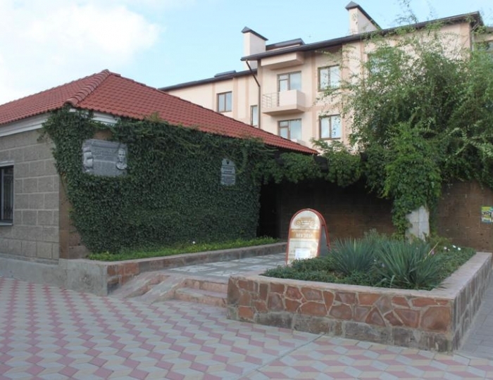 Отель «Форт Апатур» Тамань