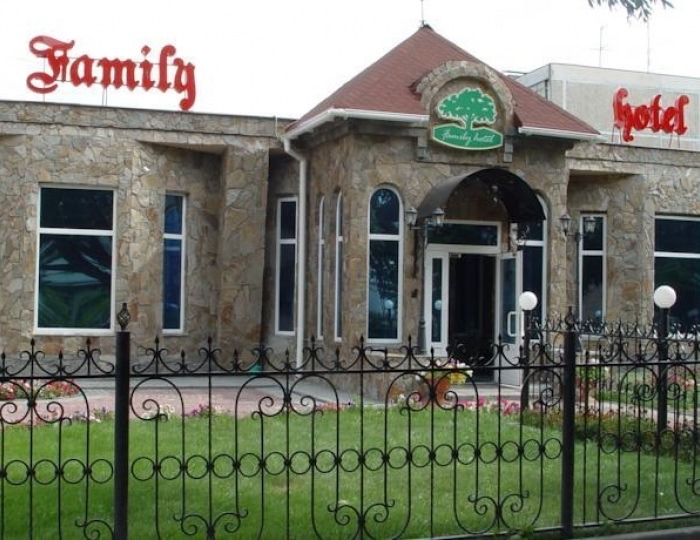 Мини-отель Family Hotel / Фэмили Курган