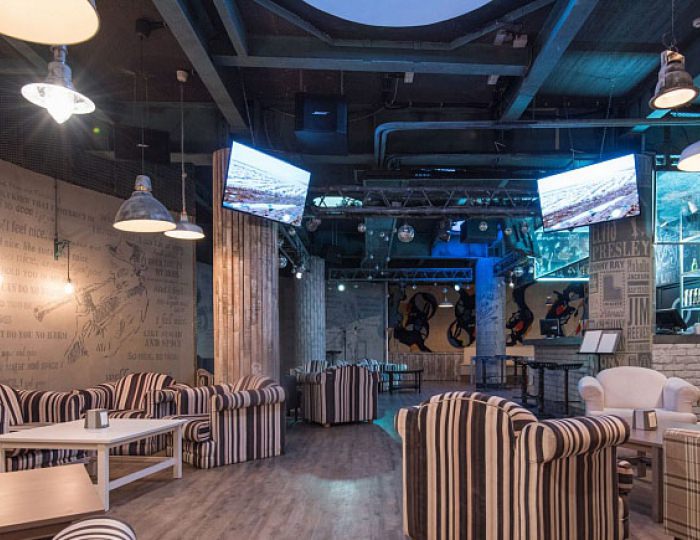 Караоке-бар «PartyФон» - Гостиничный комплекс Ялта-Интурист / Yalta-Intourist