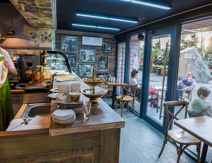 Амели кафе - Гостиничный комплекс Ялта-Интурист / Yalta-Intourist