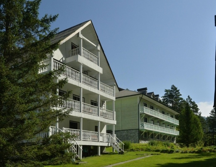 Гостиница «AРЕДА 1 – MOUNTAIN HOTEL» Чемал