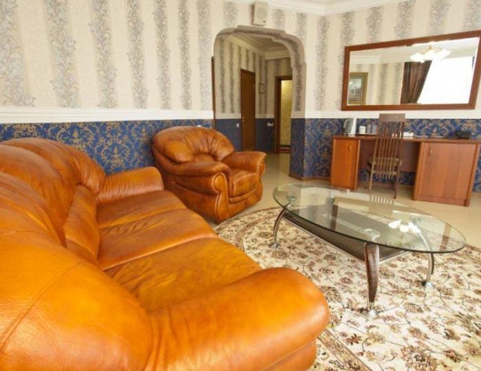 Номер люкс комфорт с 1 двуспальной кроватью - Мини-отель «Олимп» Всеволожск