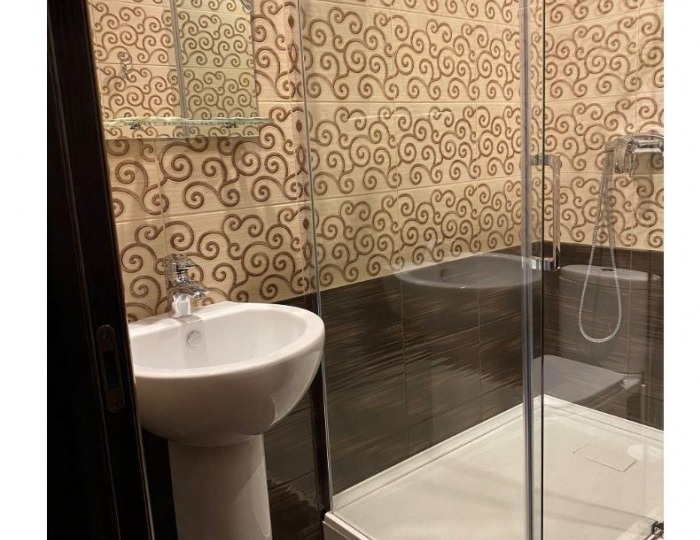 Номер комфорт с 1 двуспальной кроватью (с завтраком) - Мини-отель «Империал» Астрахань