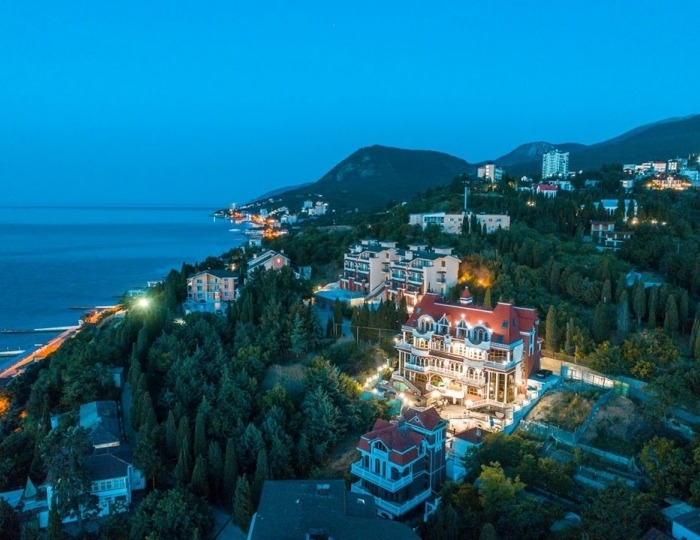 Гостевой дом «Гранатовое поместье» Алушта