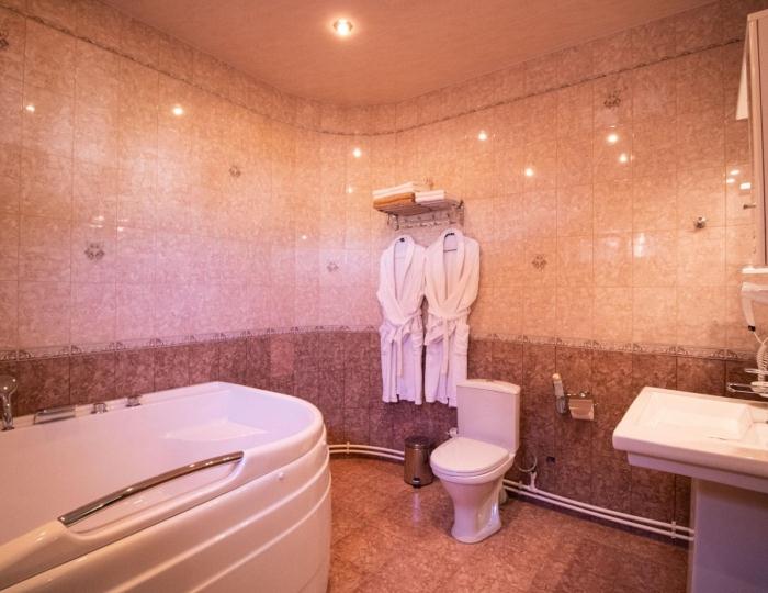 Комната люкс (с завтраком) - Гостевой дом Villa Aila / Вилла Айла Новотерский