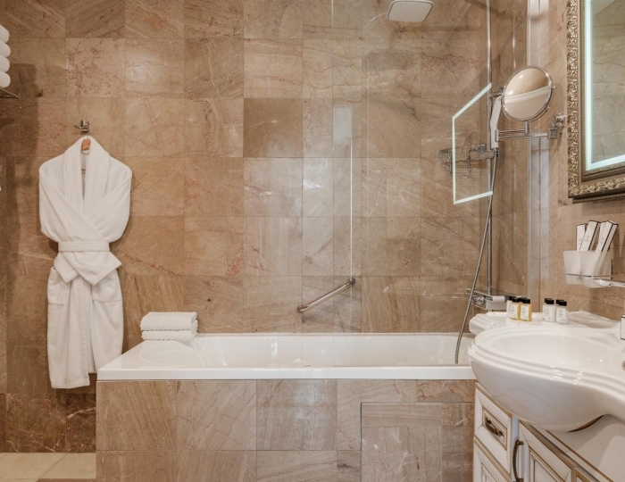 Люкс Двухкомнатный - Marins Grand Hotel / «Маринс Гранд Отель» Астрахань