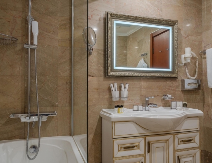 Люкс Двухкомнатный - Marins Grand Hotel / «Маринс Гранд Отель» Астрахань