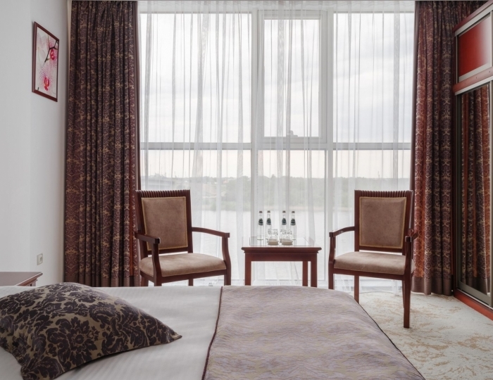 Стандарт Улучшенный с двуспальной кроватью с видом на Волгу - Marins Grand Hotel / «Маринс Гранд Отель» Астрахань