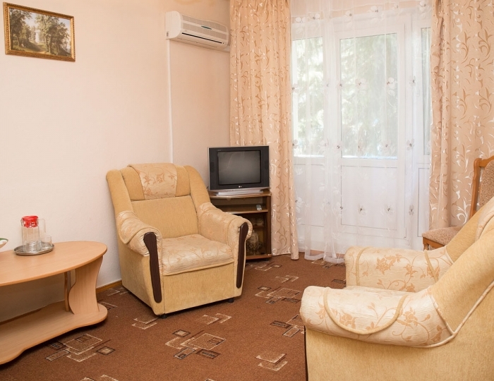 Люкс 2-местный 2-комн корп. 2  (Л2м2к2) - Санаторий «Эльбрус»