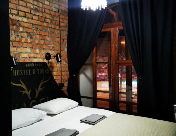 Номер улучшенный стандарт с 1 двуспальной кроватью - Хостел Yagel Loft Hostel / Ягель Лофт Мурманск
