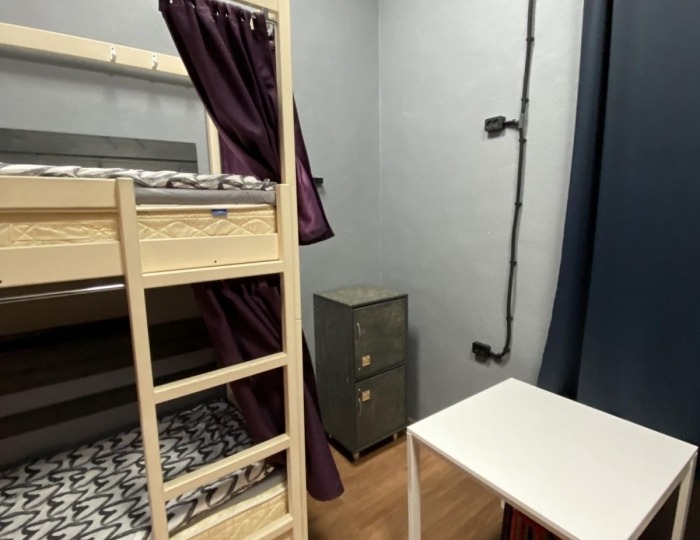 Кровать в общем 4-местном женском номере - Хостел Good Night rooms & hostel / Гуд найт Мурманск