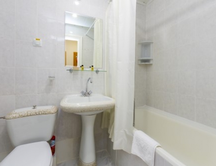 1 категория 1-местный 1 комнатный корпус Б с балконом (1к1м1кБб) - Санаторий «Родник» Пятигорск