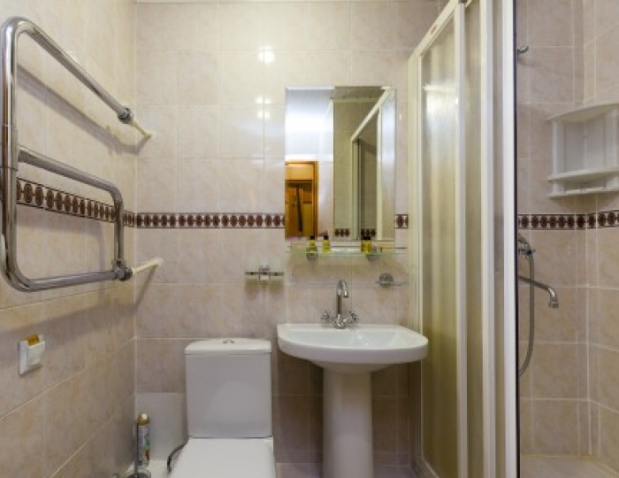 1 категория 2-местный 1-комнатный 1 категории корпус  Б с балконом (1К2м1кБб) - Санаторий «Родник» Пятигорск