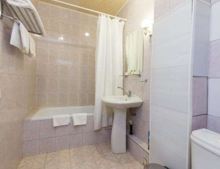 1 категория 2-местный 2 комнатный 1 категории корпус 4 (1К2м2к4) - Санаторий «Родник» Пятигорск