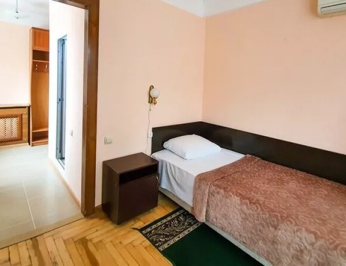 3 категория 1-местный 1-комнатный 3 категории (3к1м1к1) - Пансионат «Искра» Пятигорск