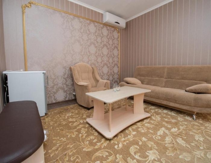 Номер люкс (с завтраком) - Гостиница «Бристоль» Брянск